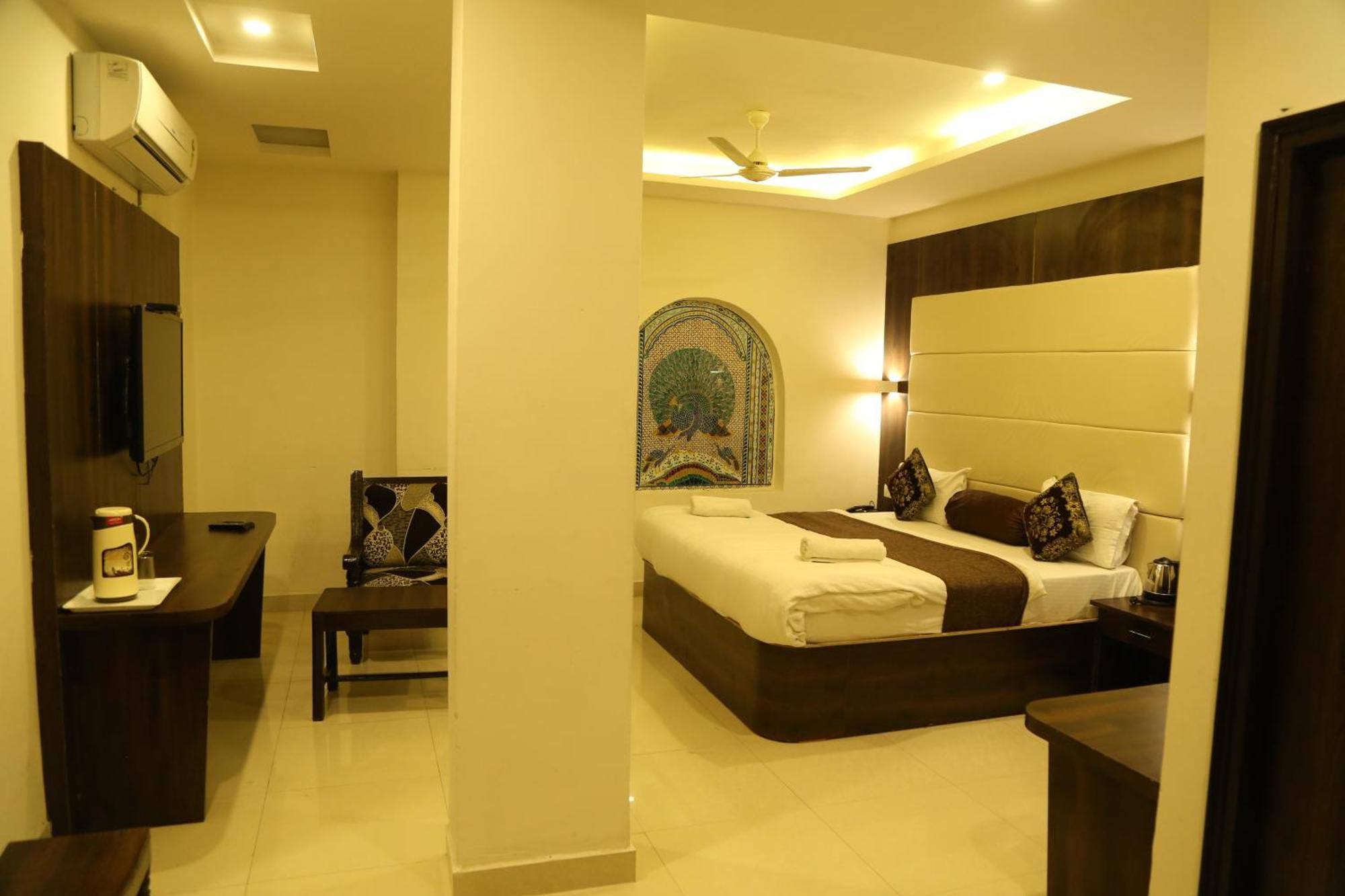 Hotel Krishna Palace Udaipur Buitenkant foto