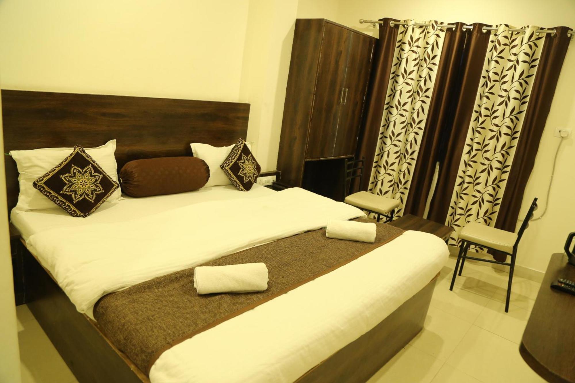 Hotel Krishna Palace Udaipur Buitenkant foto