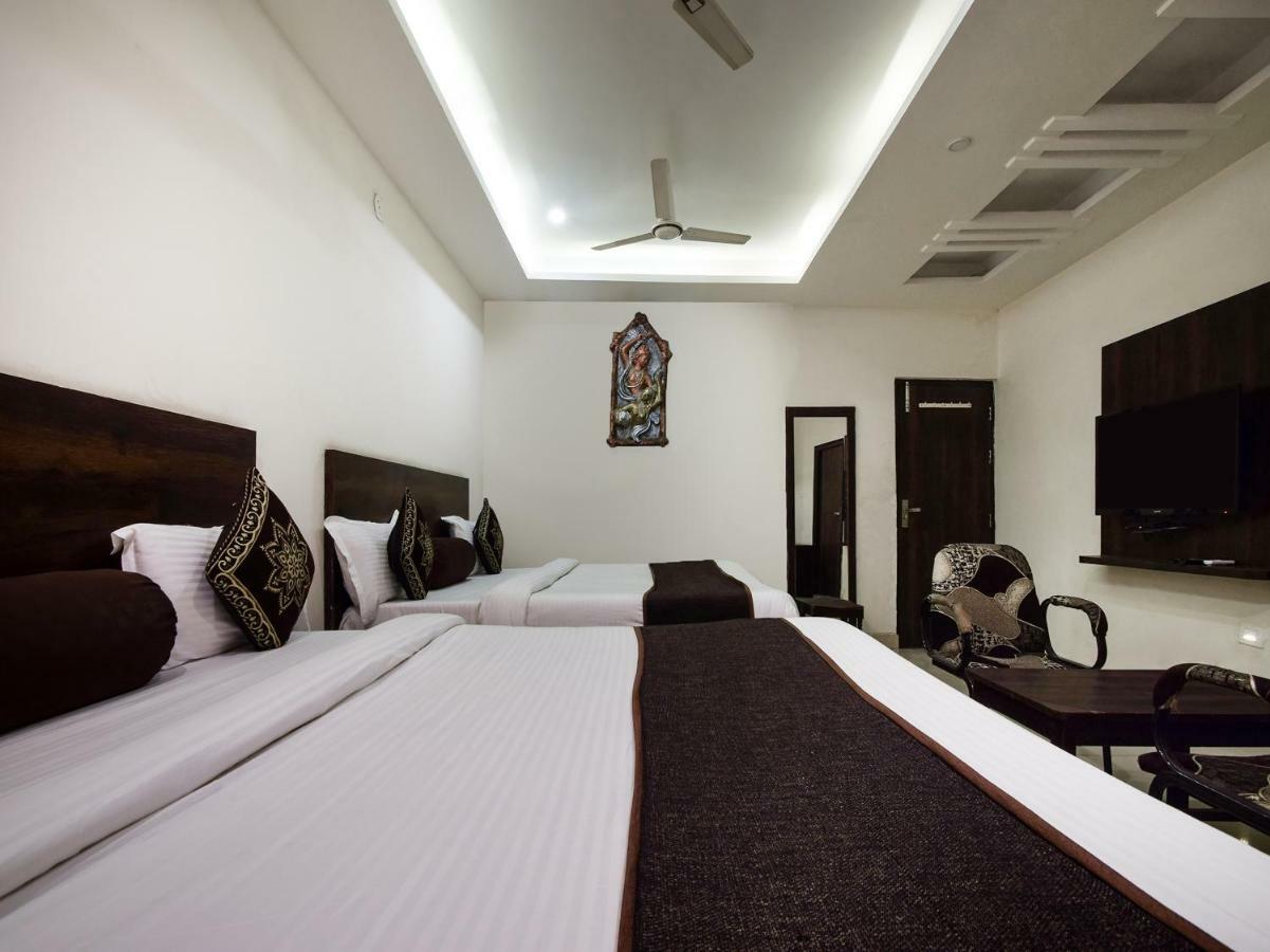 Hotel Krishna Palace Udaipur Buitenkant foto