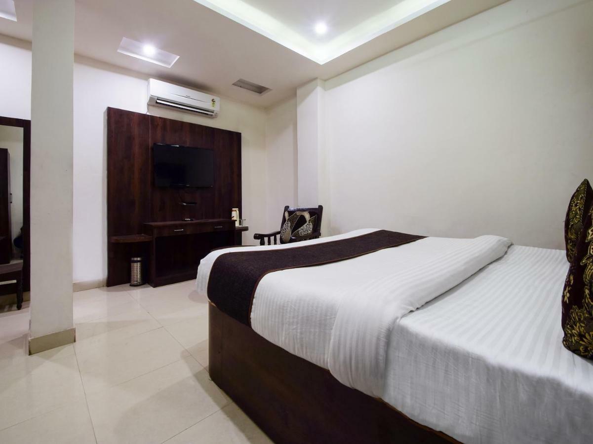Hotel Krishna Palace Udaipur Buitenkant foto