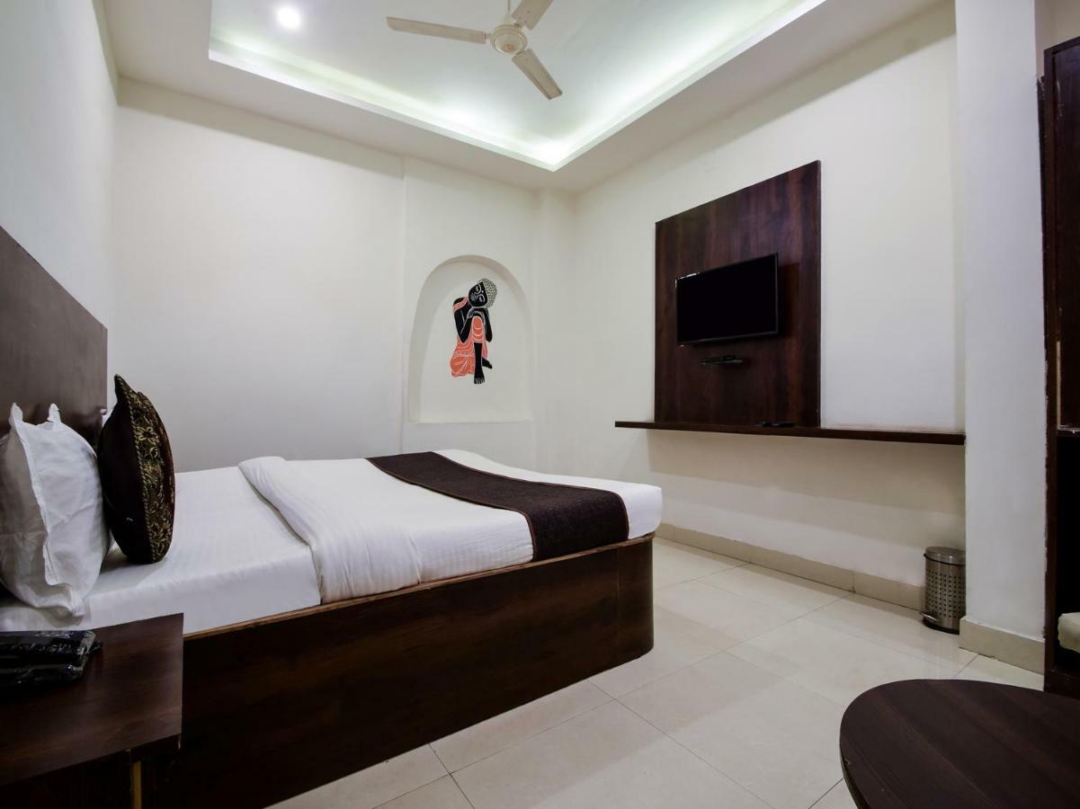 Hotel Krishna Palace Udaipur Buitenkant foto