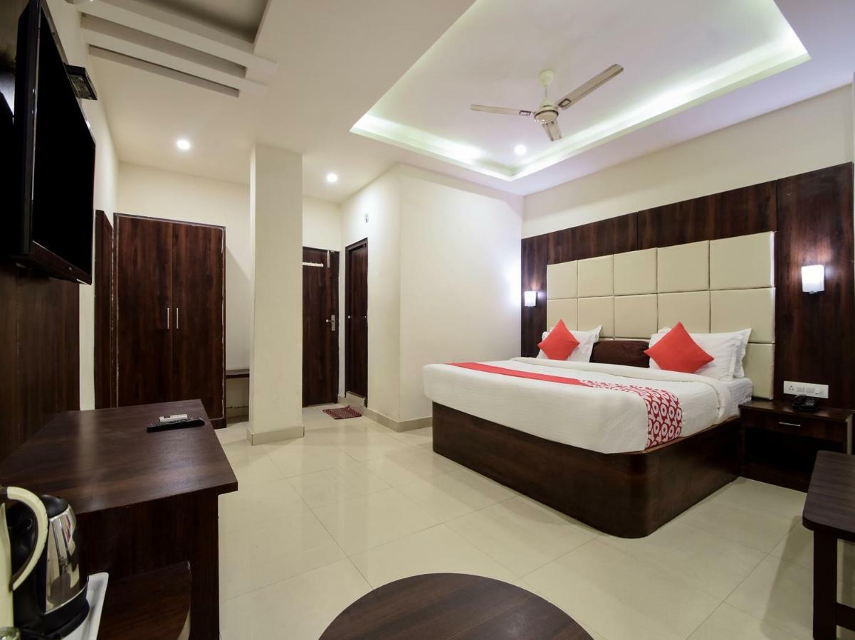 Hotel Krishna Palace Udaipur Buitenkant foto