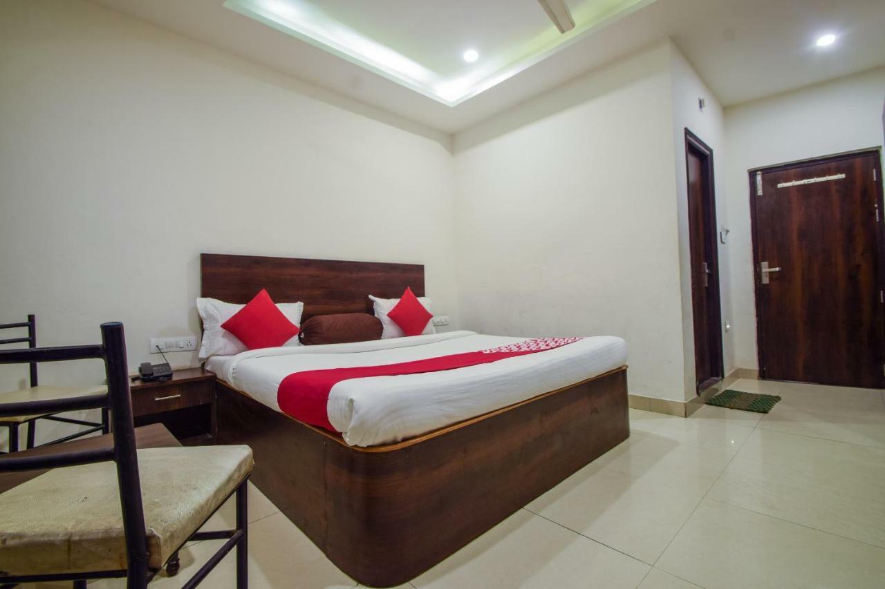 Hotel Krishna Palace Udaipur Buitenkant foto
