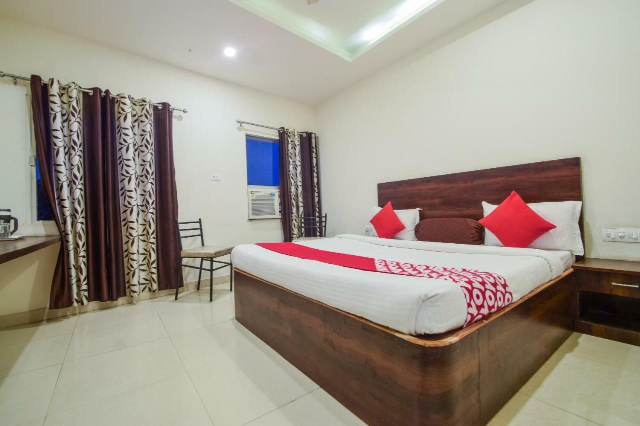 Hotel Krishna Palace Udaipur Buitenkant foto