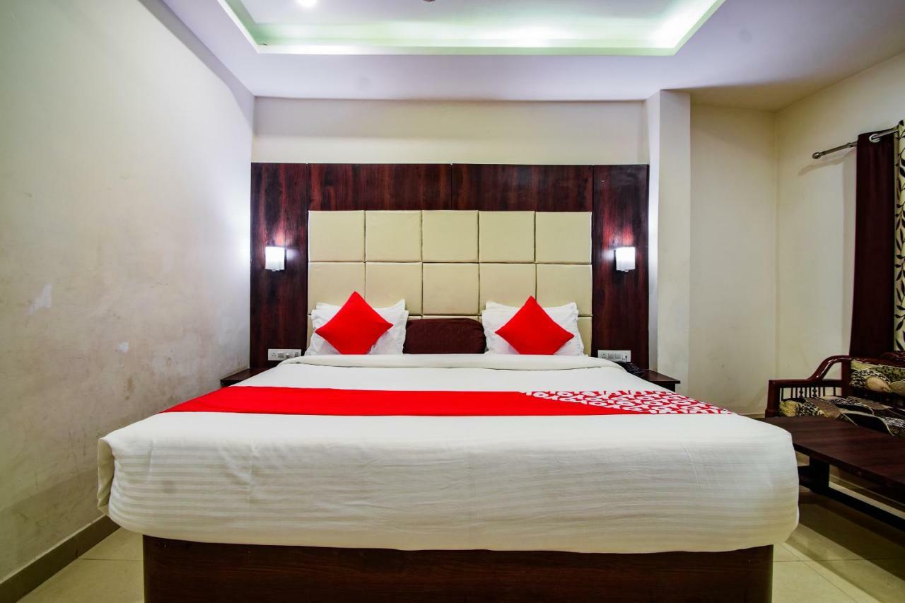Hotel Krishna Palace Udaipur Buitenkant foto